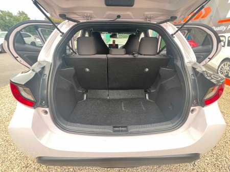 2020 Toyota Yaris - photo 15