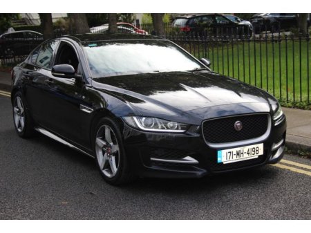 2017 Jaguar XE - photo 2