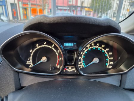 2015 Ford Fiesta - photo 22