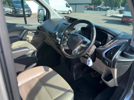 2018 Ford Tourneo Custom 8 Seat Limited LWB - photo 9
