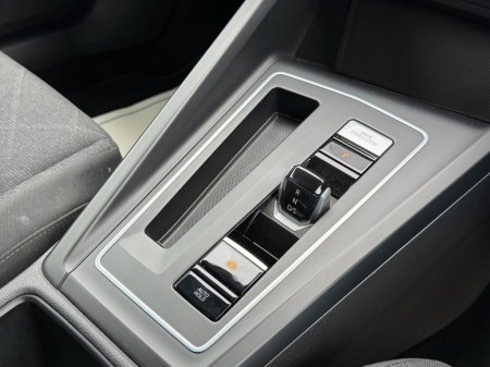 2023 Volkswagen Golf - photo 14