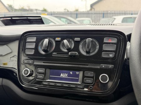 2015 Volkswagen up! - photo 20