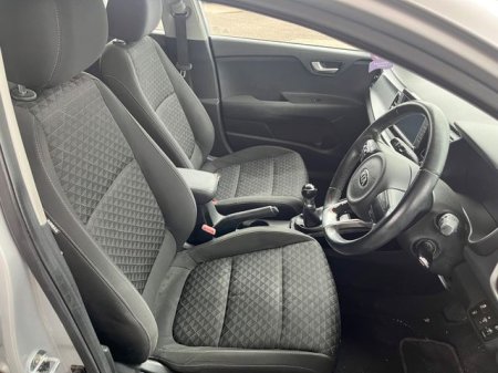 2019 Kia Rio - photo 5