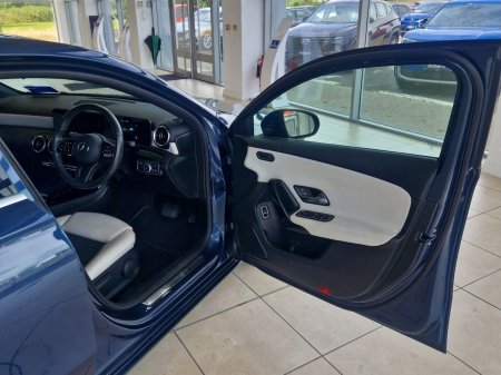 2021 Mercedes-Benz A-Class - photo 12