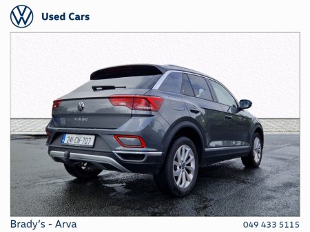 2024 Volkswagen T-Roc - photo 2