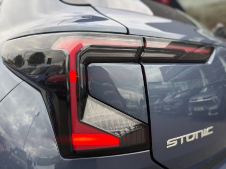 2026 Kia Stonic - photo 9