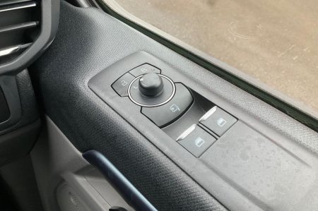 2025 Ford Tourneo Custom - photo 29
