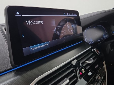 2023 BMW 5-Series - photo 8