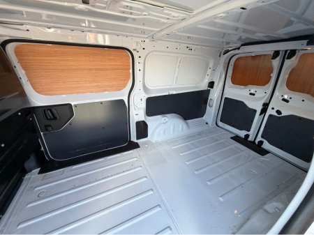 2024 Opel Vivaro - photo 37