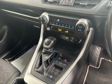 2021 Toyota RAV4 - photo 14