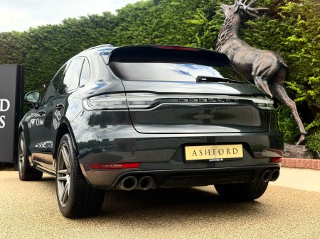 2021 Porsche Macan - photo 23
