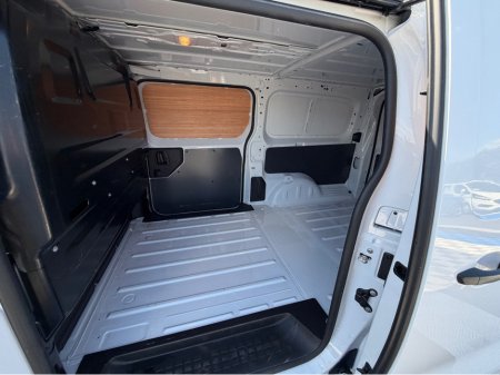 2024 Opel Vivaro - photo 35