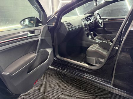 2014 Volkswagen Golf - photo 18