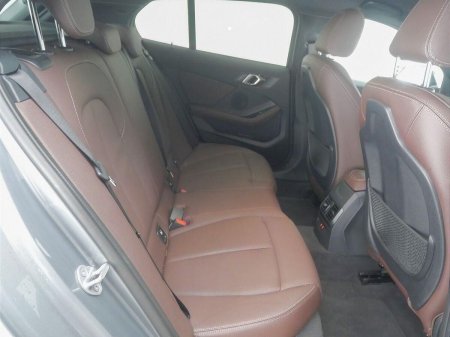 2024 BMW 1-Series - photo 11