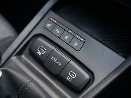 2026 Kia Stonic - photo 23