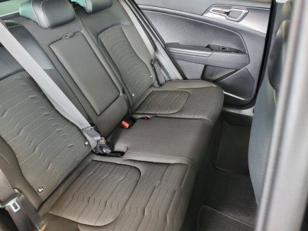 2023 Kia Sportage - photo 15