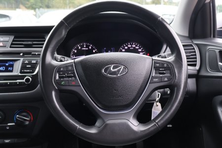 2016 Hyundai i20 - photo 20