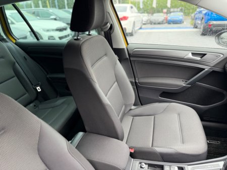 2019 Volkswagen Golf - photo 17