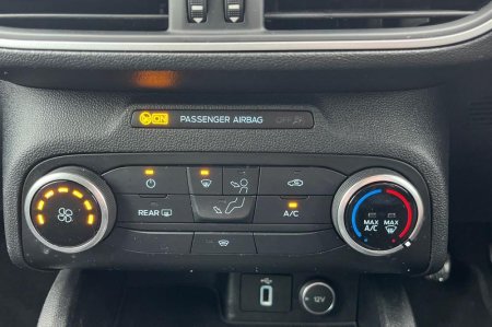 2018 Ford Focus - photo 34