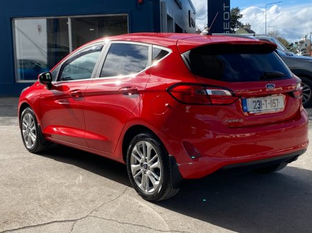 2023 Ford Fiesta - photo 2
