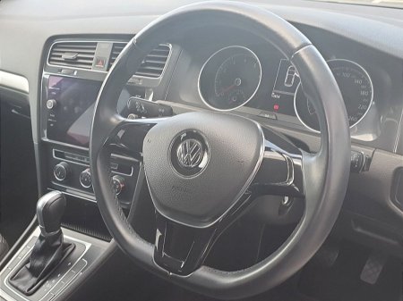 2018 Volkswagen Golf - photo 12