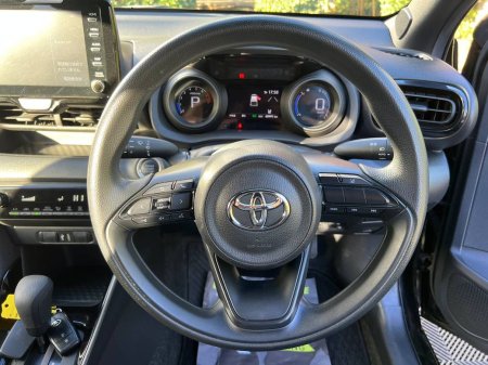 2022 Toyota Yaris - photo 4