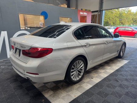 2017 BMW 5-Series - photo 3