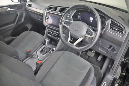 2024 Volkswagen Tiguan - photo 12
