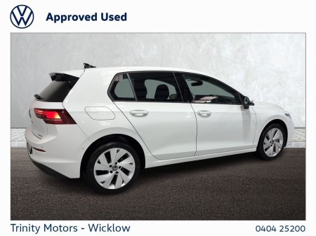 2025 Volkswagen Golf - photo 3