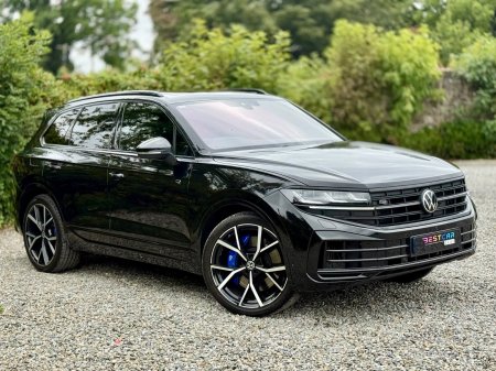 2024 Volkswagen Touareg - photo 2