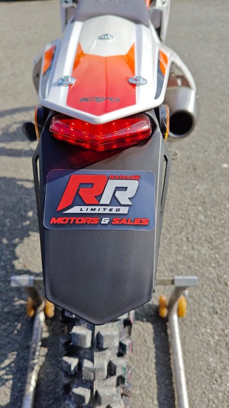2005 Suzuki GS - photo 25