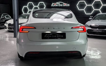 2025 Tesla Model 3 - photo 12