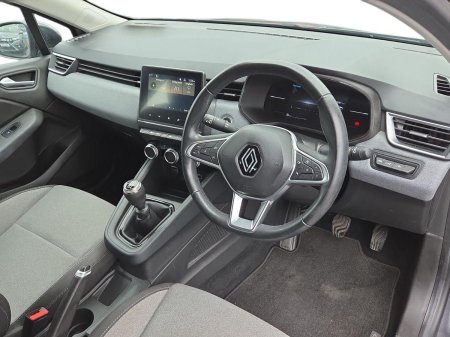 2024 Renault Clio - photo 6