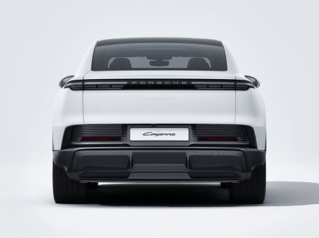 2026 Porsche Cayenne - photo 8