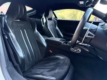 2020 Aston Martin Vantage - photo 11