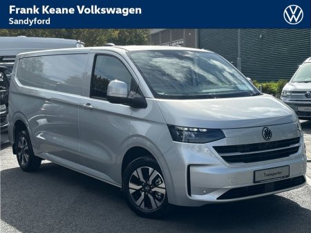 2026 Volkswagen Transporter HIGHLINE AUTO LWB 150BHP *PRE REG SALE* *70 LITRE FUEL TANK* *HEATED WINDSHIELD* *HEATED FOLDING MIR
