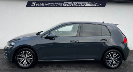 2019 Volkswagen Golf - photo 2