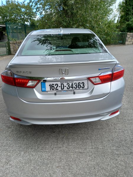 2016 Honda Grace - photo 5