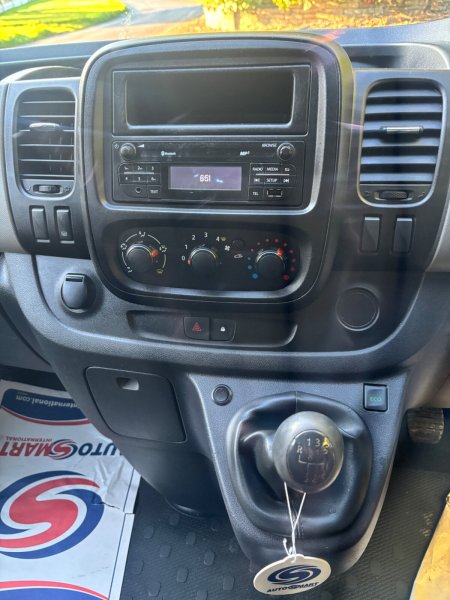 2016 Renault Trafic - photo 14