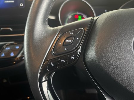 2022 Toyota C-HR - photo 11