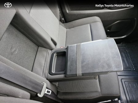 2025 Toyota Proace - photo 15
