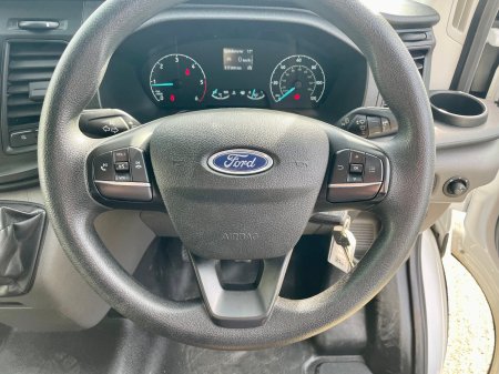 2022 Ford Transit - photo 8