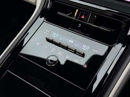 2025 Porsche Panamera - photo 22