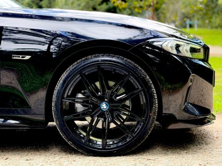 2023 BMW 3-Series - photo 24