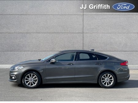 2020 Ford Mondeo - photo 3