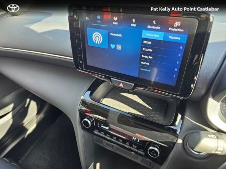 2025 Toyota Yaris Cross - photo 16