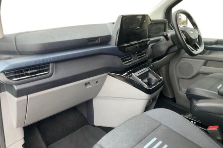 2025 Ford Tourneo Custom - photo 3