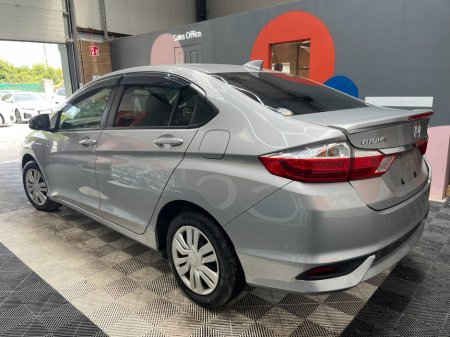 2021 Honda Grace - photo 5