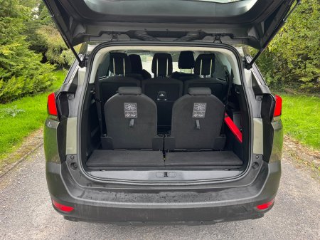 2018 Peugeot 5008 - photo 10