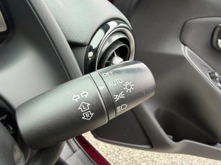 2016 Mazda Demio - photo 24